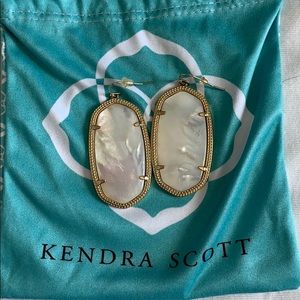 Kendra Scott earrings!